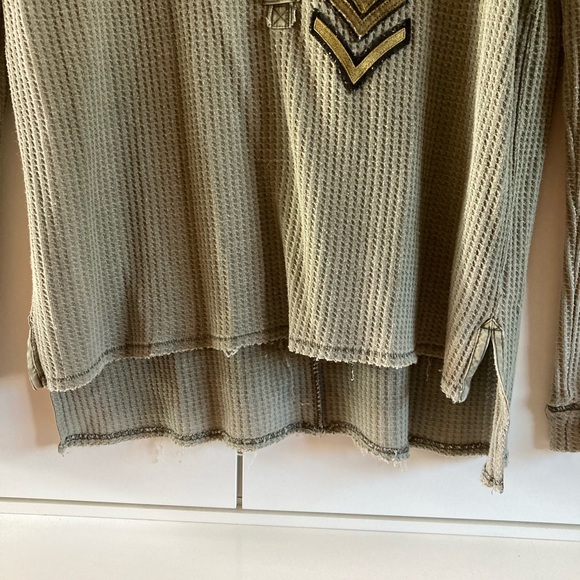 We The Free Henley Army Green Waffle Knit Shirt - Picture 3 of 7